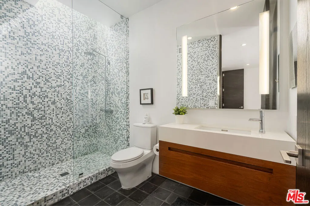 128 S Almont Drive, Los Angeles, California 90048 home-pic-10